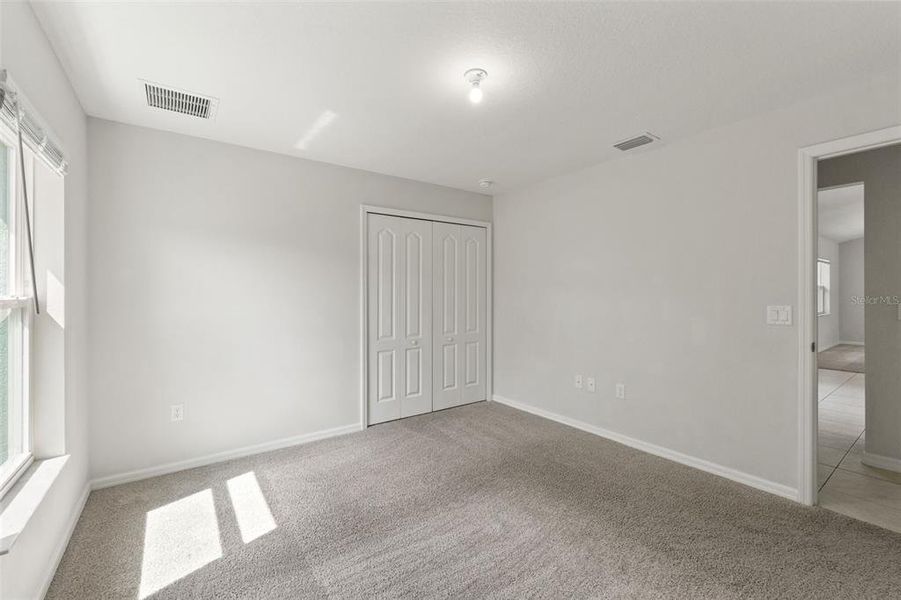 Spacious, unfurnished interior of a new home in , Spring Hill (Image 56).