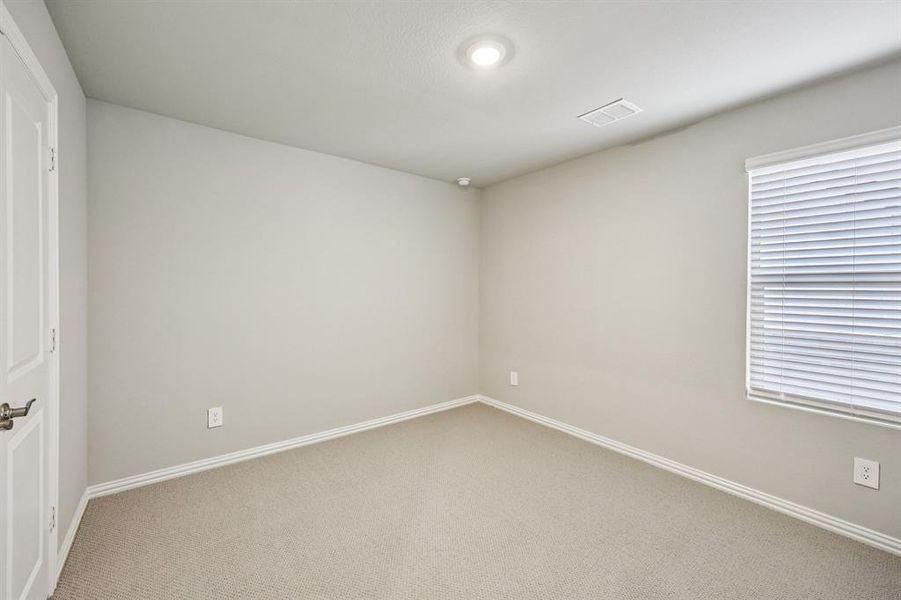 Photo is not of the actual home, but is an inspirational photo of builder’s model home and may depict options, furnishings, and/or decorator features that are not included.