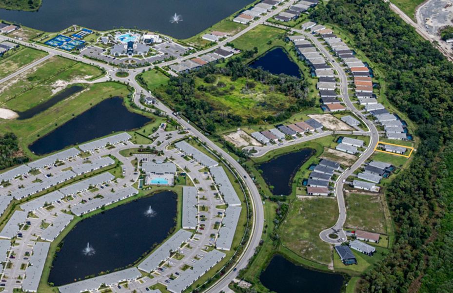 Image 17 of a home in Del Webb Oak Creek.