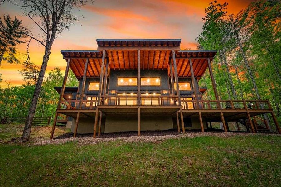Exterior details and patio area of a home in , Blue Ridge (Image 47).