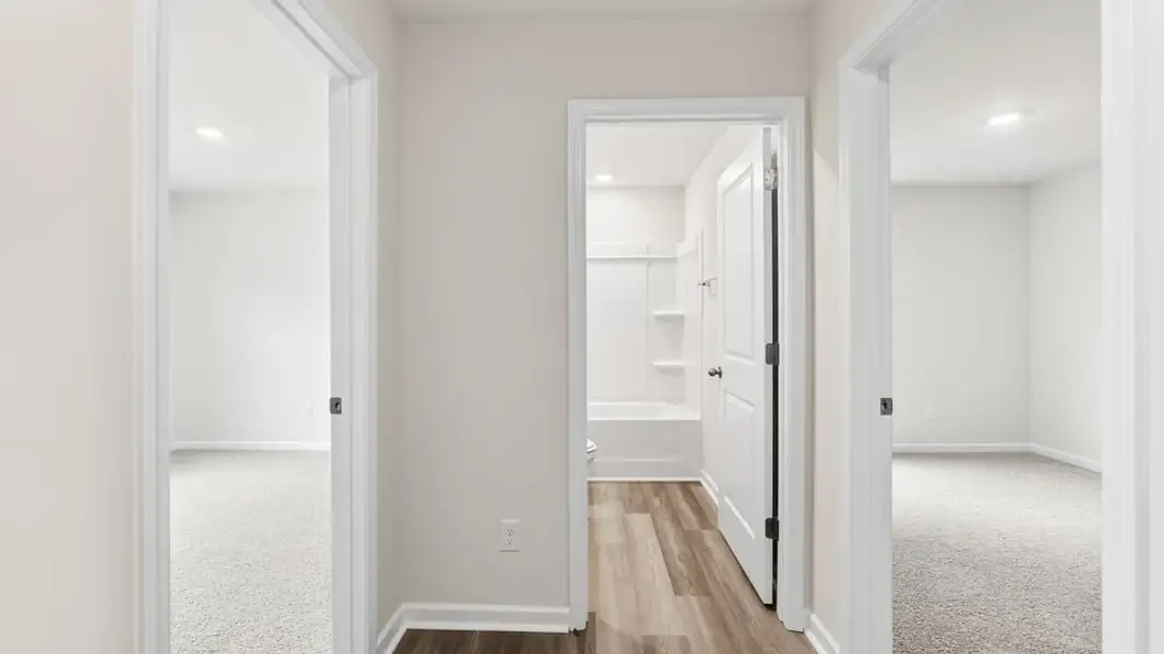 Spacious, unfurnished interior of a new home in Gibson Grove, Laurens (Image 19).