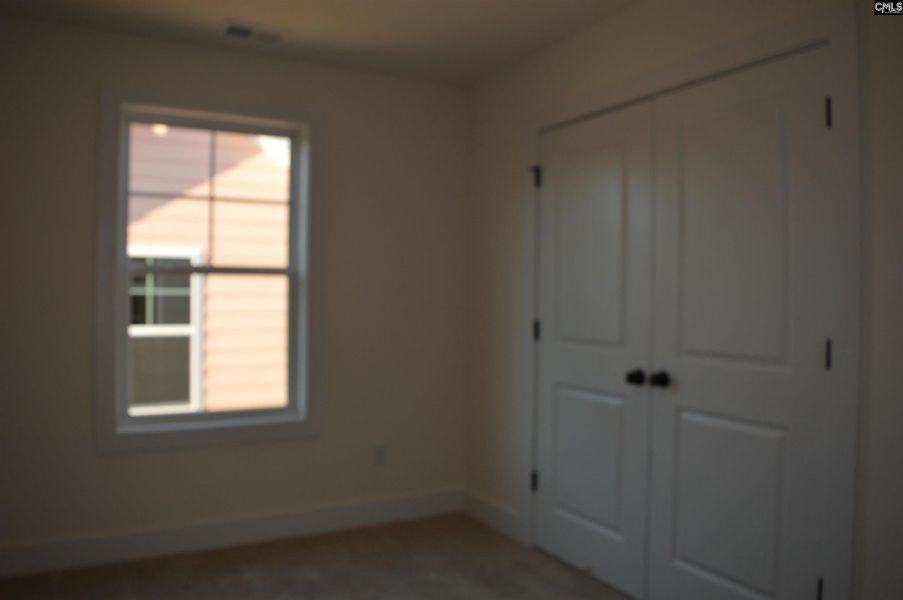 Spacious, unfurnished interior of a new home in Bickley Station, Irmo (Image 23).