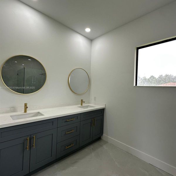 Furnished interior view inside a new home in , Lehigh Acres (Image 5).