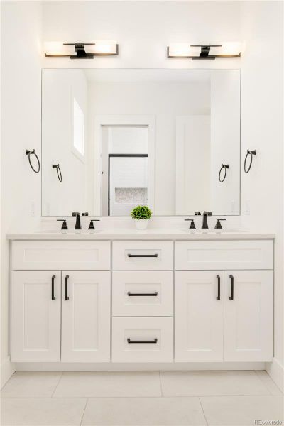 Close-up of interior finishes inside a home in , Lakewood (Image 27). Close-up of interior finishes inside a home in , Lakewood (Image 27).