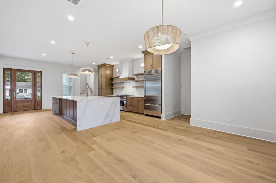 Image 72 of a home in .