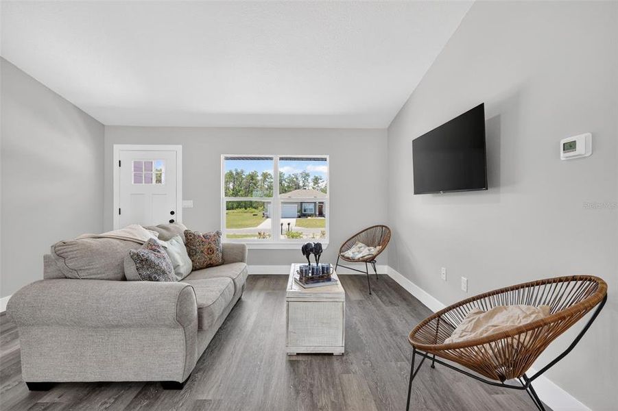 Furnished interior view inside a new home in , Dunnellon (Image 18).