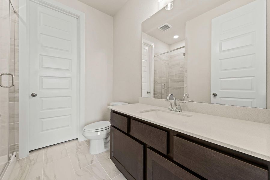 Representative image. Features, specifications, selections and colors may vary.