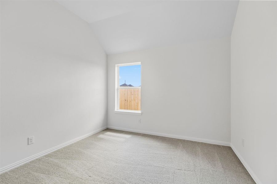 Spacious, unfurnished interior of a new home in Creekhaven, Iowa Colony (Image 34). Spacious, unfurnished interior of a new home in Creekhaven, Iowa Colony (Image 34).