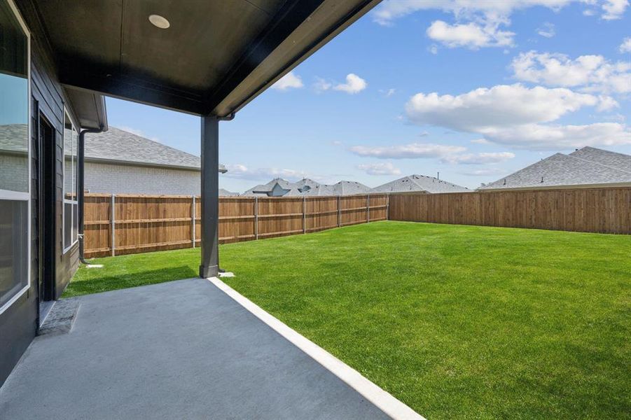 Exterior details and patio area of a home in Sicily, Princeton (Image 3).