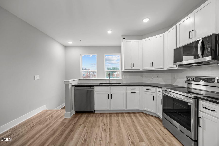 38-web-or-mls-IMG_1552 38-web-or-mls-IMG_1552