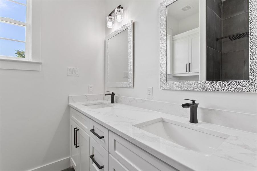 Image 36 of a home in .