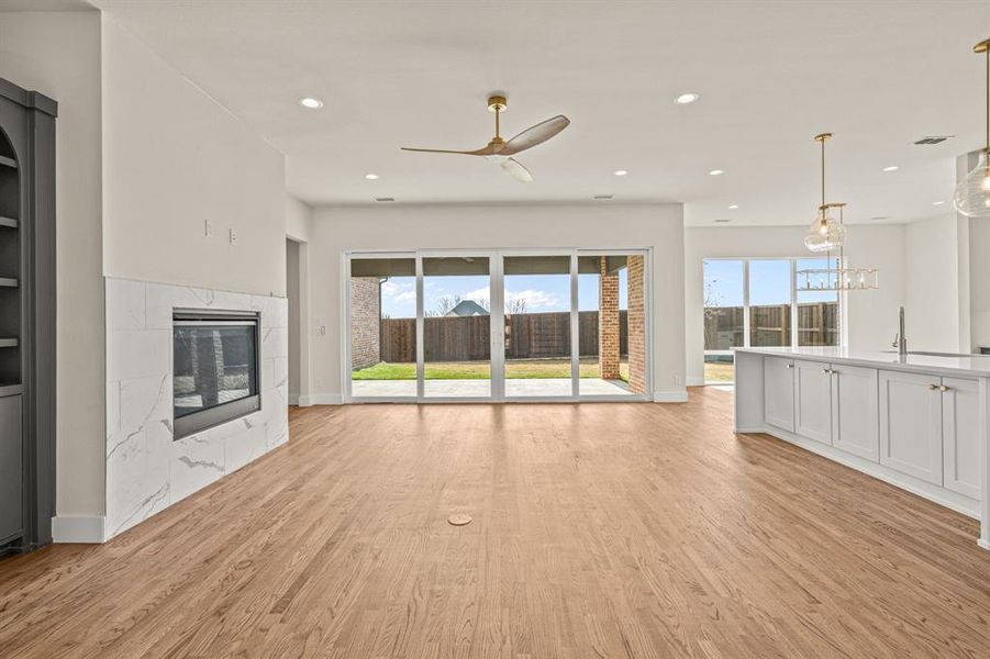 Spacious, unfurnished interior of a new home in The Grove, North Richland Hills (Image 27).