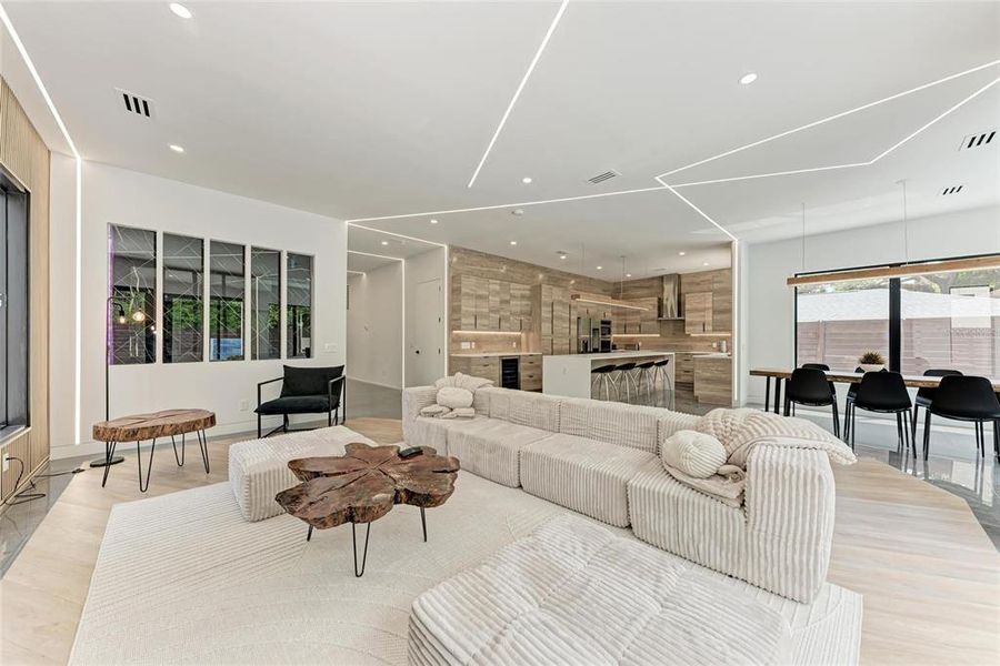 Furnished interior view inside a new home in , Sarasota (Image 35).