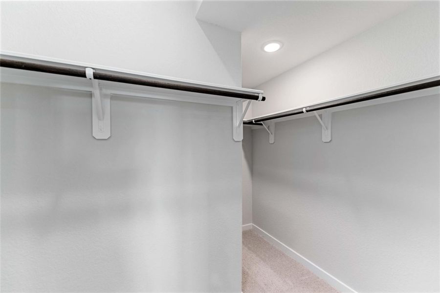 Spacious, unfurnished interior of a new home in Magnolia Springs, Montgomery (Image 13).