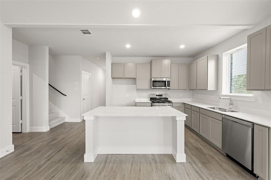 6728 Rockshire- Kitchen-2