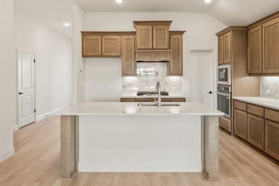 Furnished interior view inside a new home in Stone River Glen 50s, Royse City (Image 14). Furnished interior view inside a new home in Stone River Glen 50s, Royse City (Image 14).