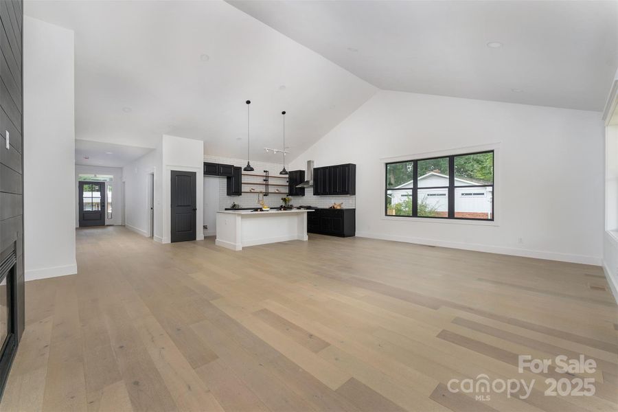 Image 47 of a home in .