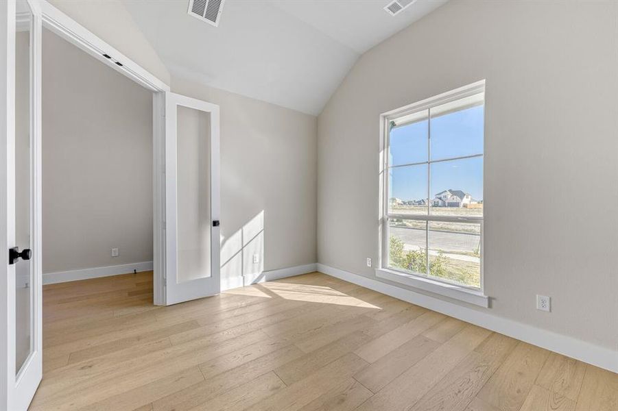 Spacious, unfurnished interior of a new home in Wellington, Fort Worth (Image 23). Spacious, unfurnished interior of a new home in Wellington, Fort Worth (Image 23).