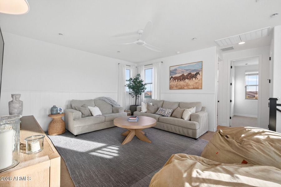 40_20076_W_Campbell_Ave40_mls