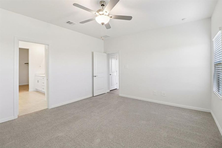 Spacious, unfurnished interior of a new home in , Farmersville (Image 28).