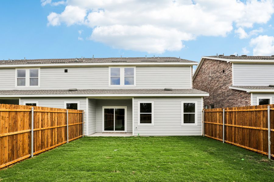 Representative exterior details of a home built from the Glory by Starlight Homes in Coyote Meadows, Anna (Image 2). Representative exterior details of a home built from the Glory by Starlight Homes in Coyote Meadows, Anna (Image 2).