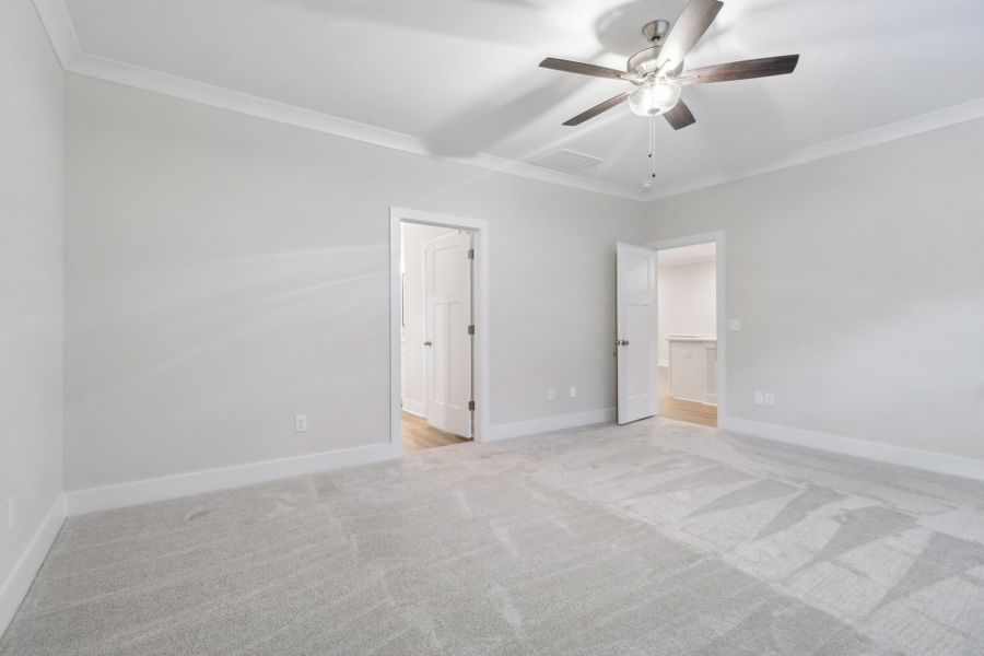 Representative unfurnished interior of a home built from the Carol II by Great Southern Homes in The Cove, Sumter (Image 25).