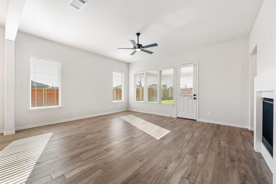 Spacious, unfurnished interior of a new home in Northstar, Haslet (Image 25).