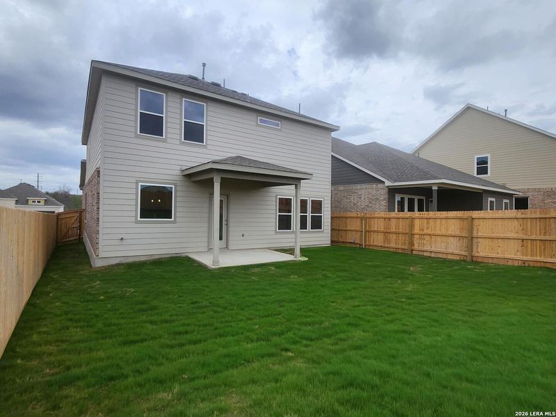 Exterior details and patio area of a home in Arcadia Ridge, San Antonio (Image 3). Exterior details and patio area of a home in Arcadia Ridge, San Antonio (Image 3).