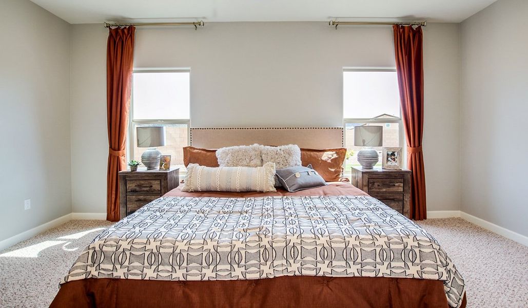 Furnished interior view inside a new home in Sycamore Vista, Vail (Image 22).