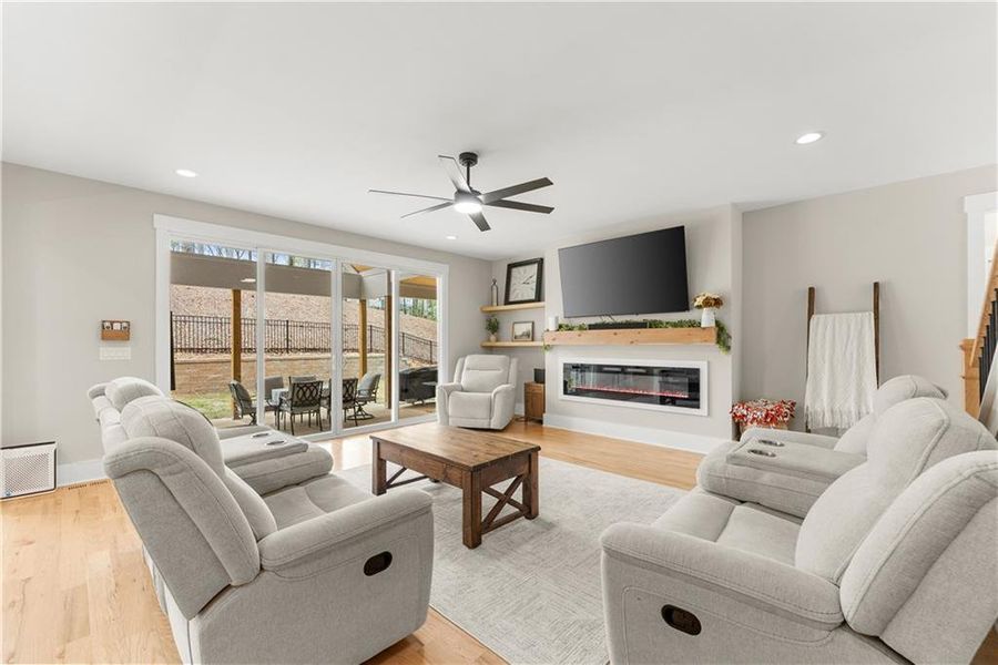 Furnished interior view inside a new home in , Jefferson (Image 15).