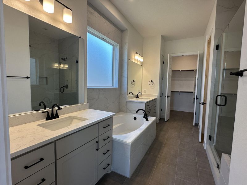 Home is under construction, not the actual photos – for illustrative purposes only. Please confirm features and color selections Home is under construction, not the actual photos – for illustrative purposes only. Please confirm features and color selections