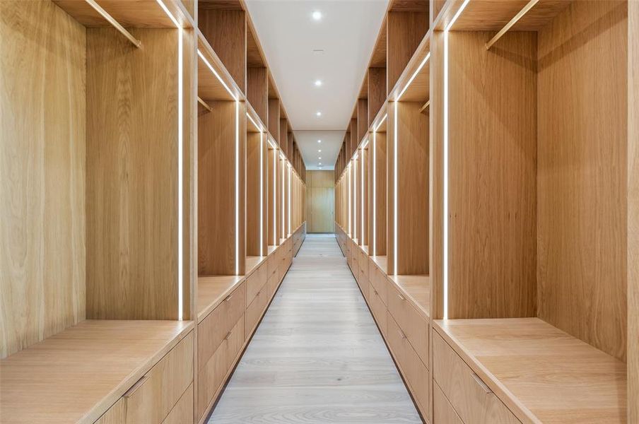 Image 32 of a home in .