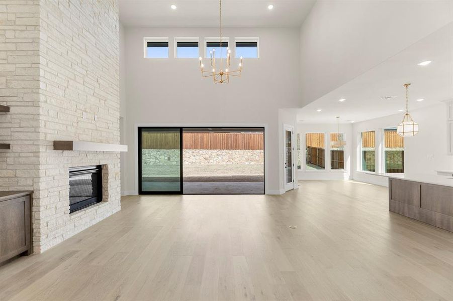 17. 521 Twilight - Family