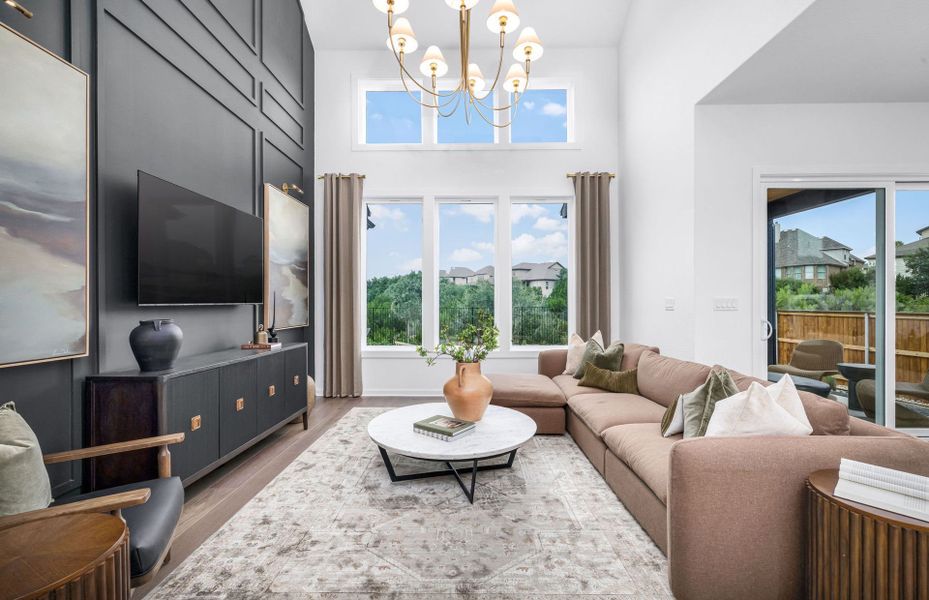 Representative furnished interior of a home built from the Hillsboro by Pulte Homes in Crescent Bluff, Georgetown (Image 38).