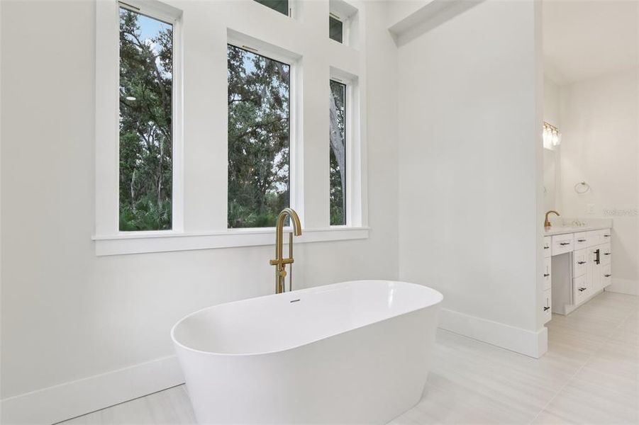 Furnished interior view inside a new home in , Lutz (Image 5).