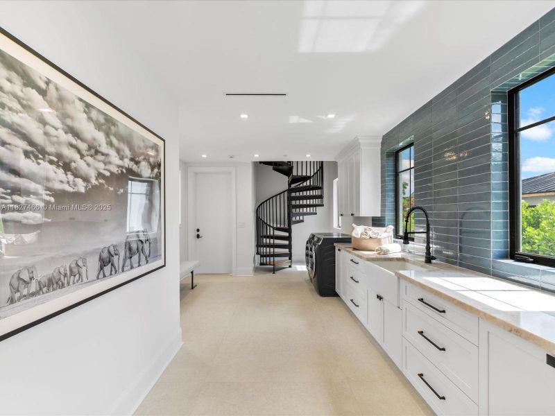 Furnished interior view inside a new home in , Miami (Image 45).