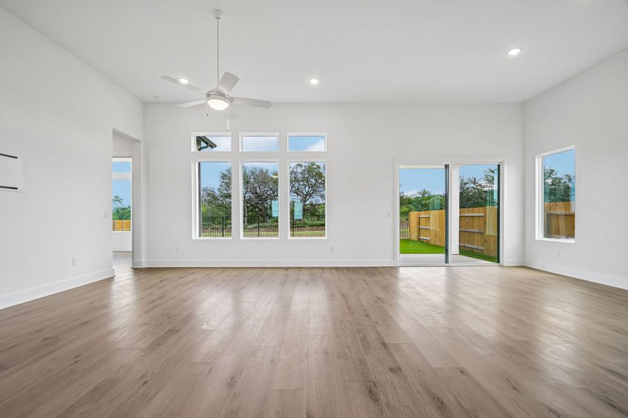 Spacious, unfurnished interior of a new home in Freedom at Anthem, Kyle (Image 13).