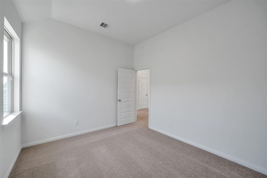 Spacious, unfurnished interior of a new home in Stone Creek Ranch, Hockley (Image 22).