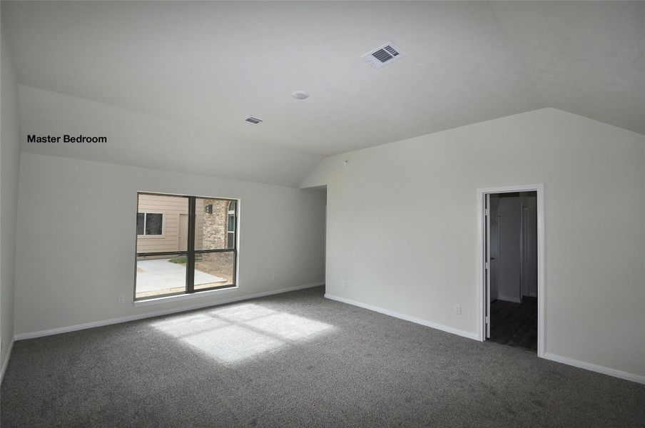 Spacious, unfurnished interior of a new home in , League City (Image 17).