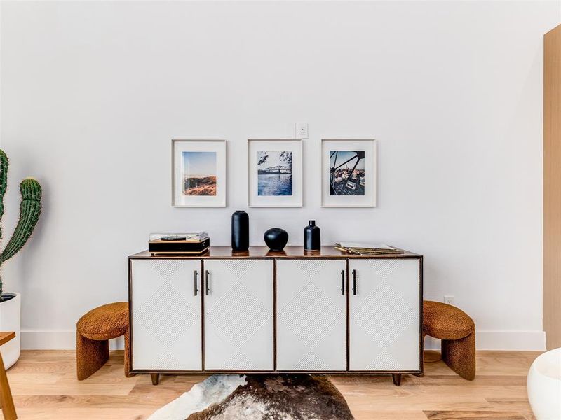 Furnished interior view inside a new home in , Dallas (Image 5).