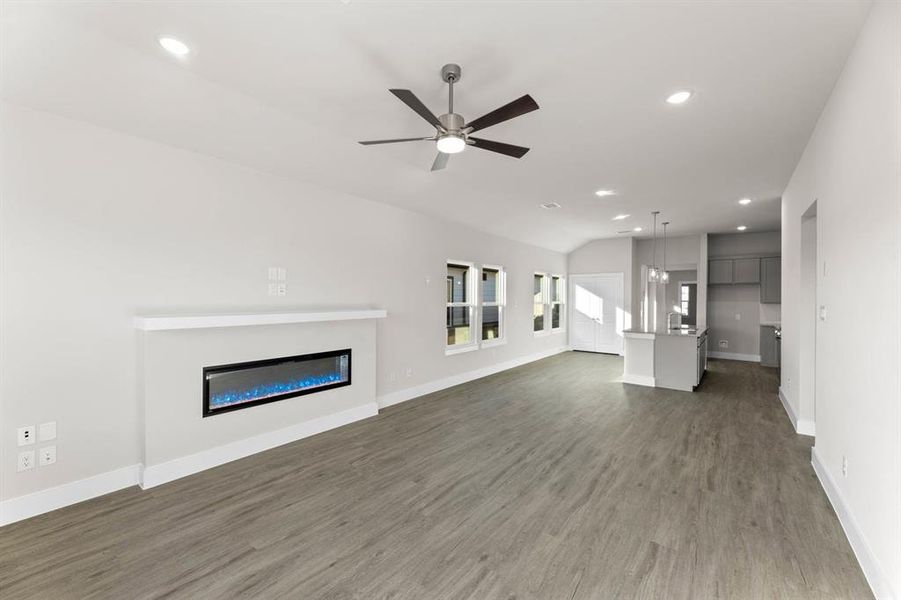 7317 Autumn Hill-Living Room-2