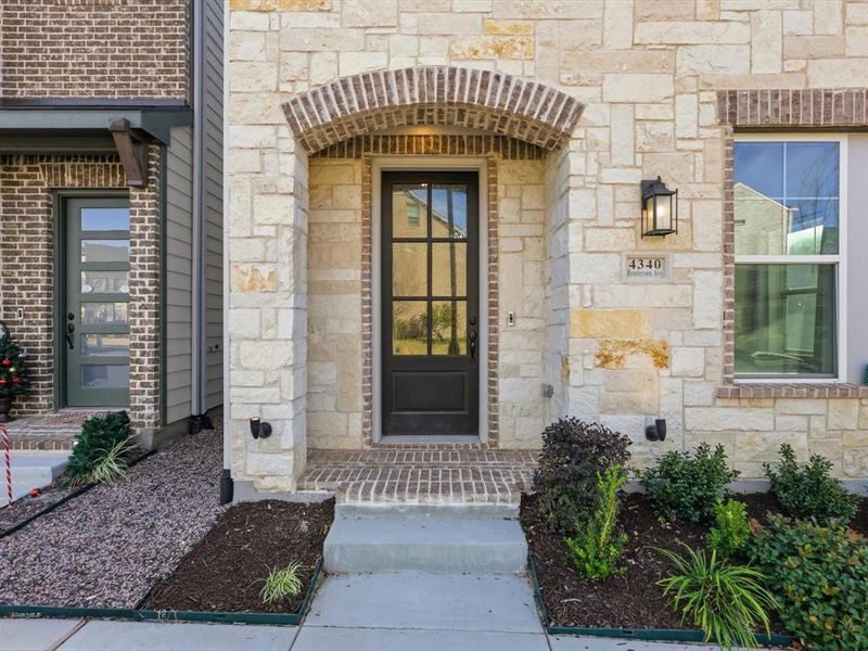 Exterior details and patio area of a home in , North Richland Hills (Image 3).