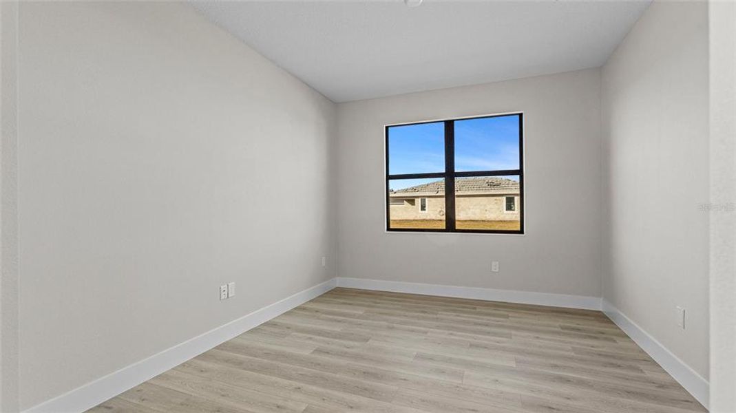 Spacious, unfurnished interior of a new home in Cresswind Lakewood Ranch, Lakewood Ranch (Image 17).
