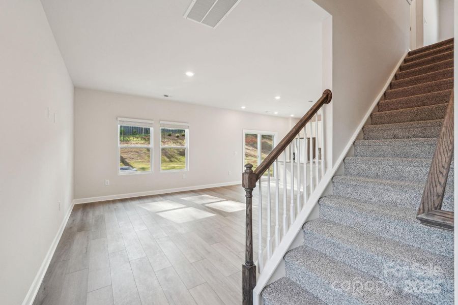 Spacious, unfurnished interior of a new home in Walnut Reserve, Conover (Image 14).