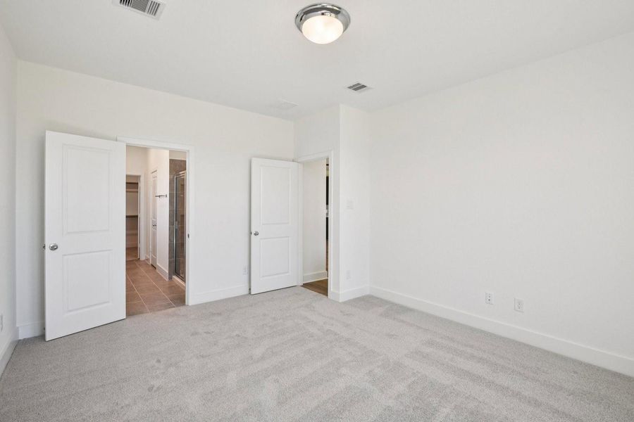 1106 Big Longhorn Primary Bed + Bath 1106 Big Longhorn Primary Bed + Bath