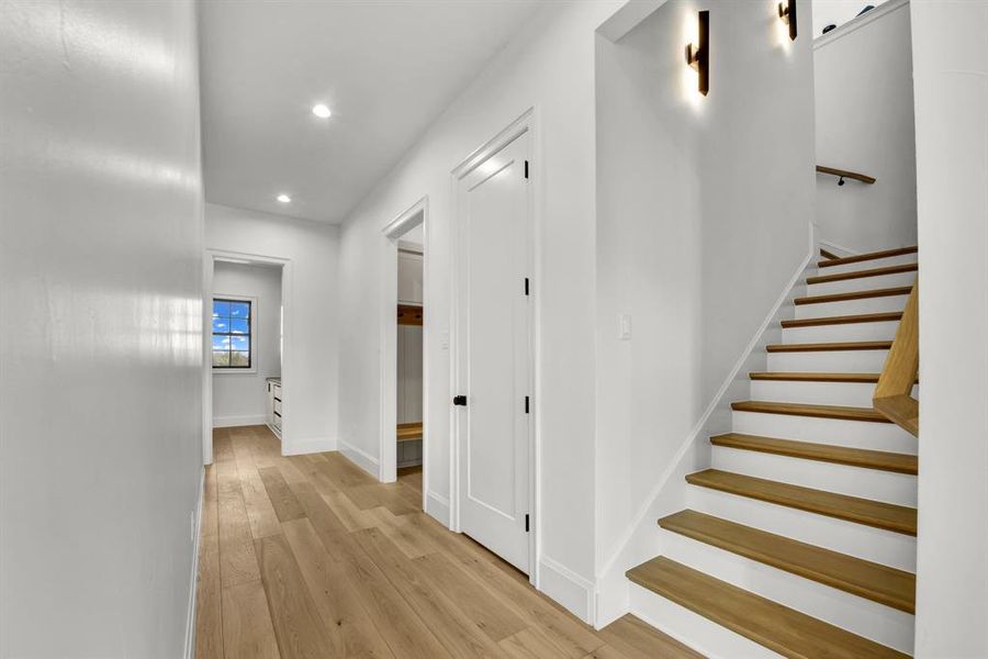Spacious, unfurnished interior of a new home in , Weatherford (Image 33). Spacious, unfurnished interior of a new home in , Weatherford (Image 33).