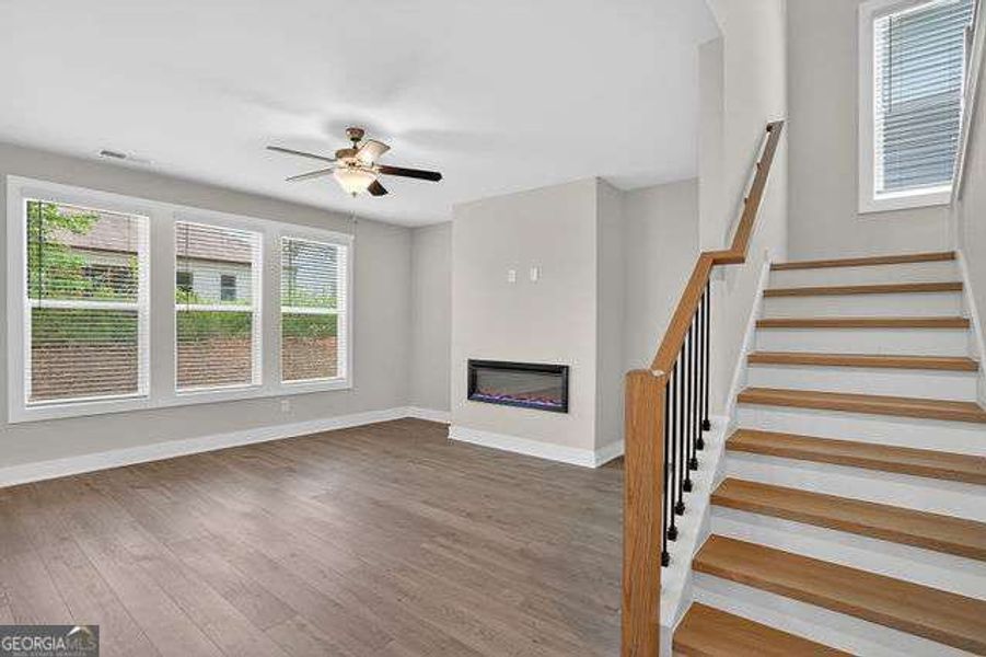 Spacious, unfurnished interior of a new home in Killian Manor at The Adares, Adairsville (Image 18).