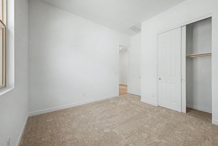 Spacious, unfurnished interior of a new home in Landmarke, San Tan Valley (Image 15). Spacious, unfurnished interior of a new home in Landmarke, San Tan Valley (Image 15).