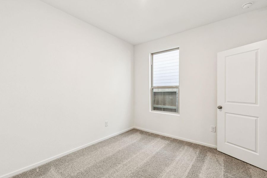 Spacious, unfurnished interior of a new home in Mavera, Conroe (Image 16).