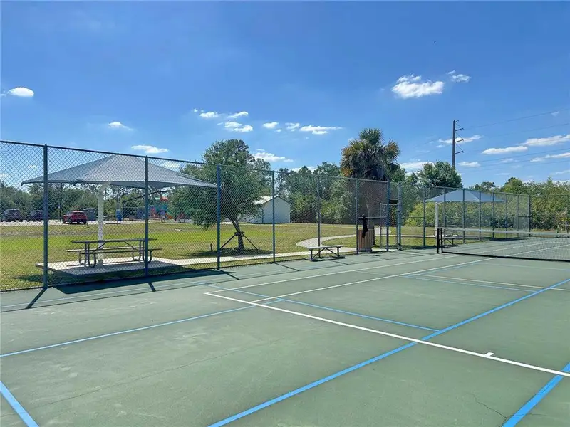 Community amenities in Deep Creek, Punta Gorda (Image 5).